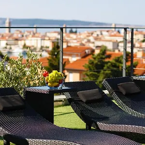 Venka Villa Rab Town